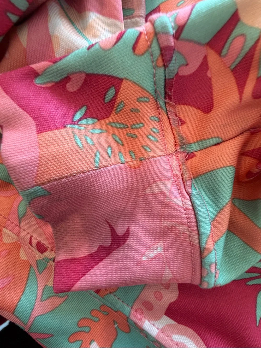 Patagonia Baby/Kids' Capilene® Silkweight Sun Hoody. Vibrant Coral, size 4